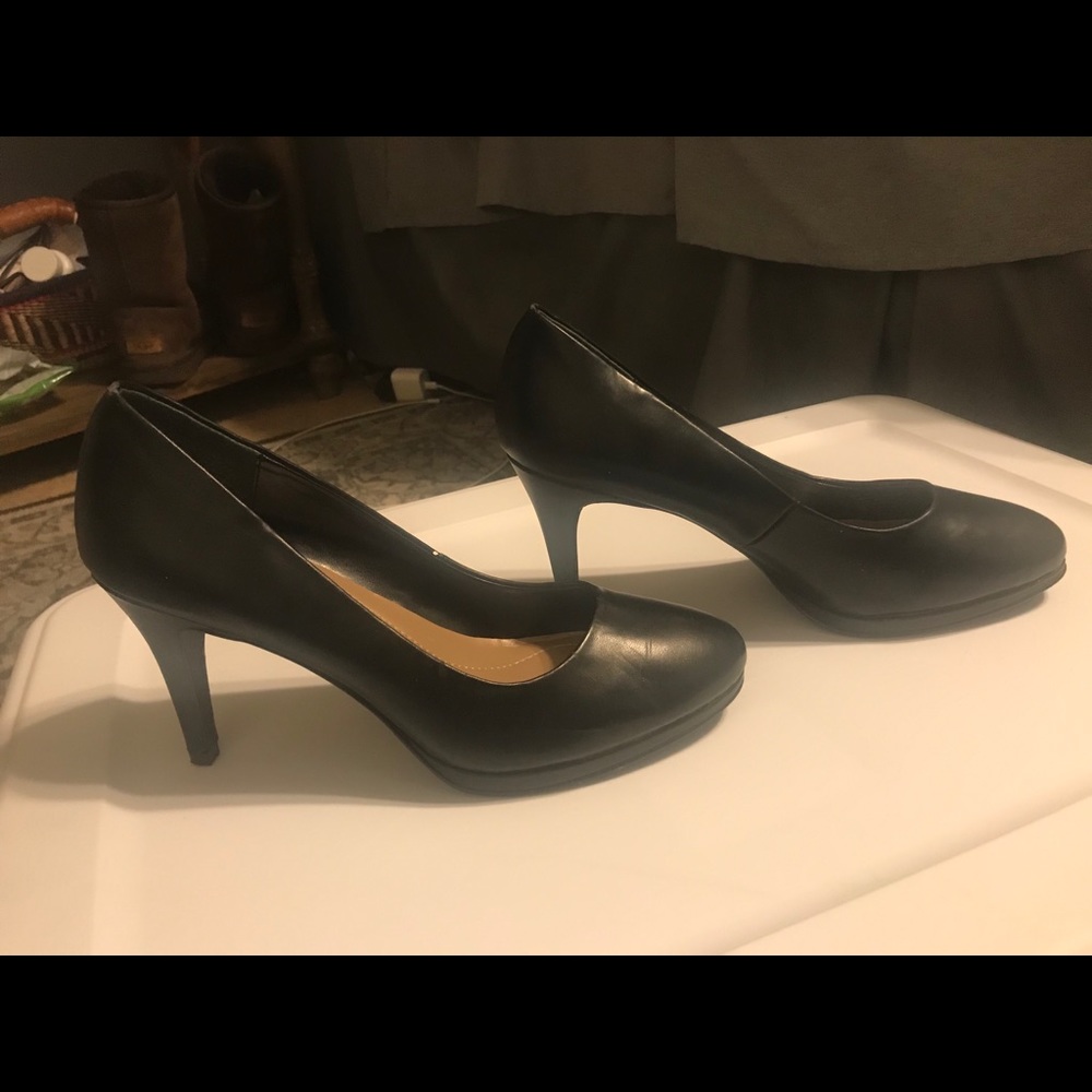Black heels